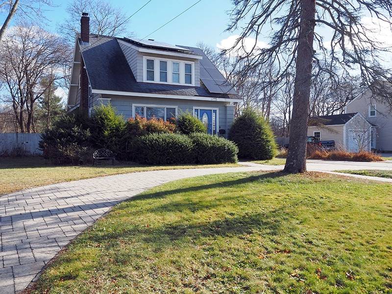 637 Pleasant Street, Weymouth, MA 02189