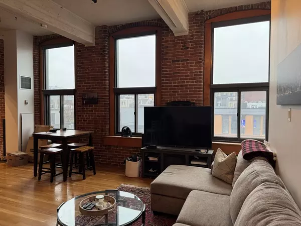 320 W Second Street #409, Boston, MA 02127