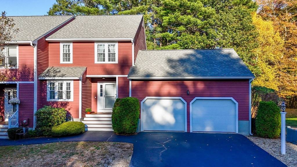 221 Laurelwood Dr #221, Hopedale, MA 01747