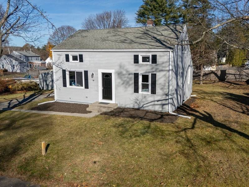 16 Kings View Rd, Marlborough, MA 01752