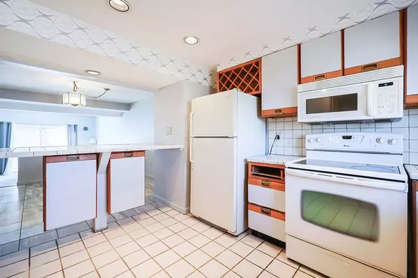 Quincy, MA 02169,47 Graham St #1