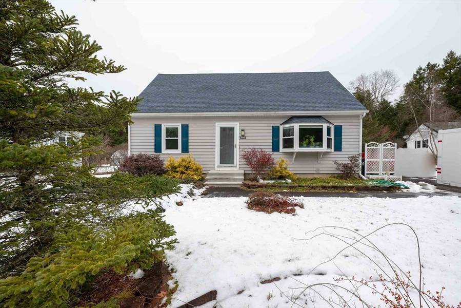 2 Dwight Cir, Amherst, MA 01002