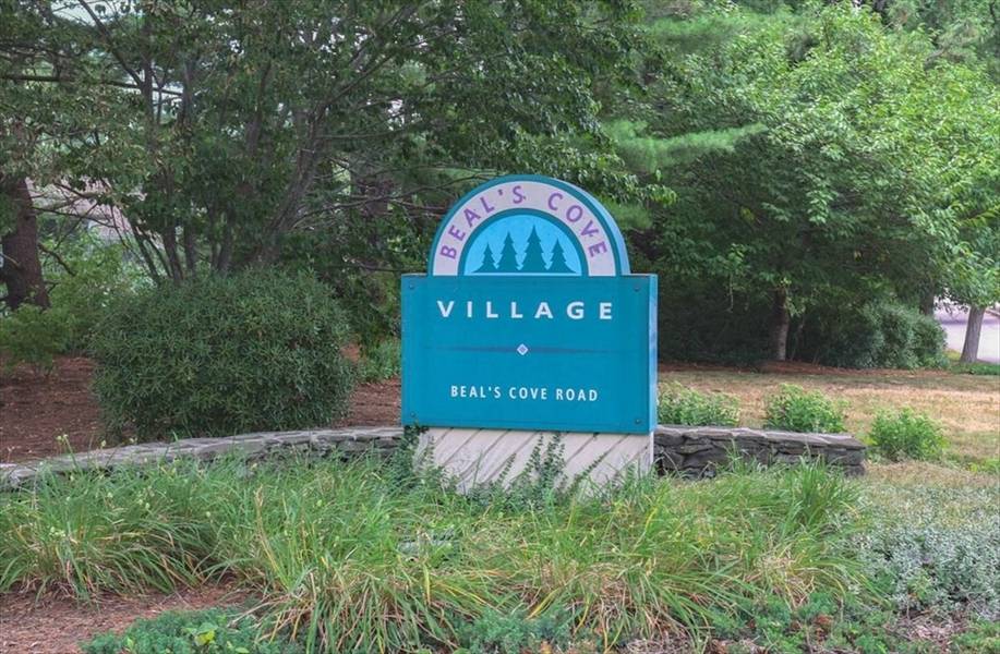 17 Beals Cove Road #B, Hingham, MA 02043