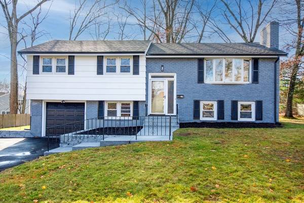 24 Morningside Dr, Norwood, MA 02062