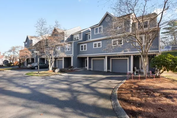 Peabody, MA 01960,10 Tree Top Way #10