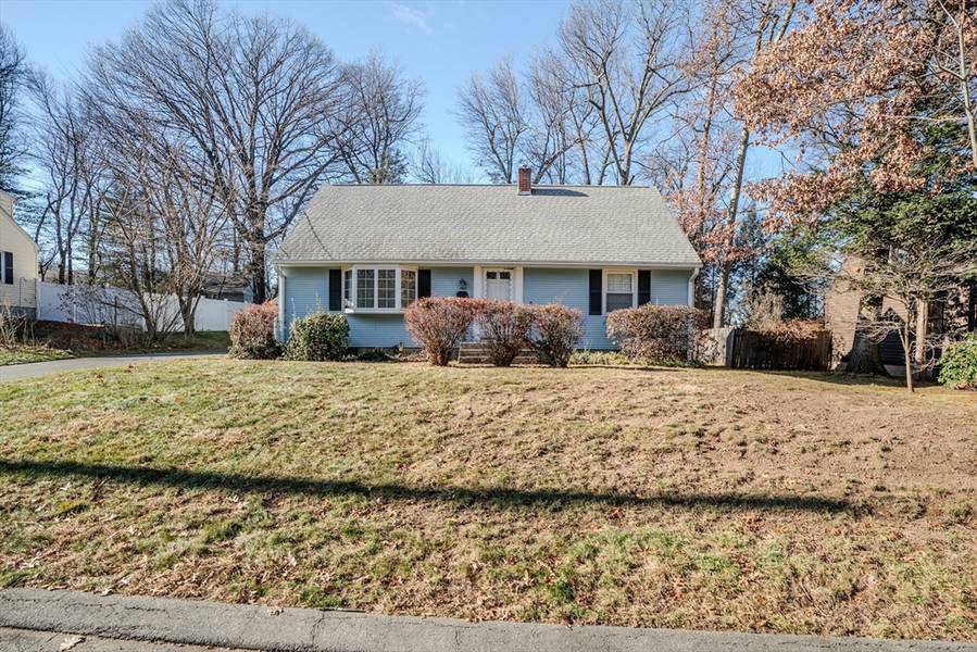 102 Bayne St, East Longmeadow, MA 01028