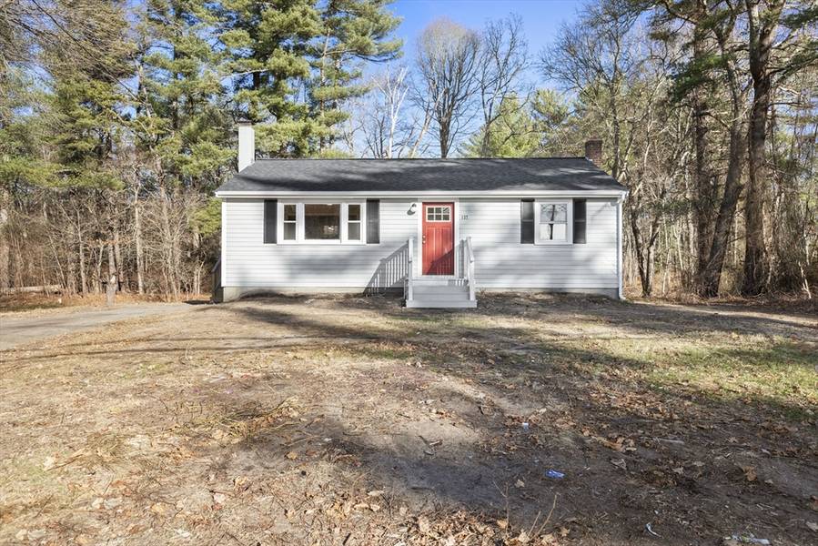 137 Summer St, Middleboro, MA 02346