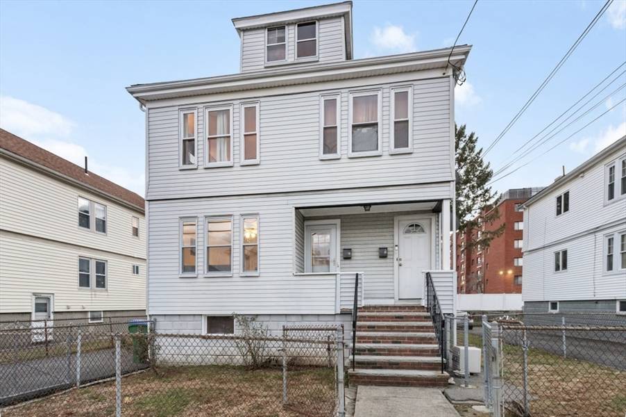 38 7th St, Medford, MA 02155