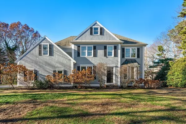 24 Longshank Circle, Falmouth, MA 02536