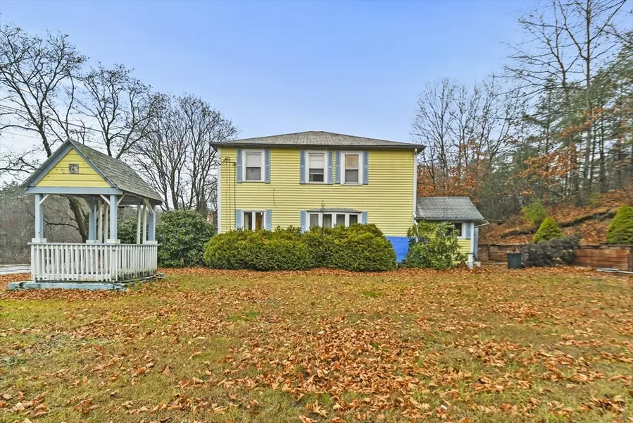 15 Tully Road, Orange, MA 01364