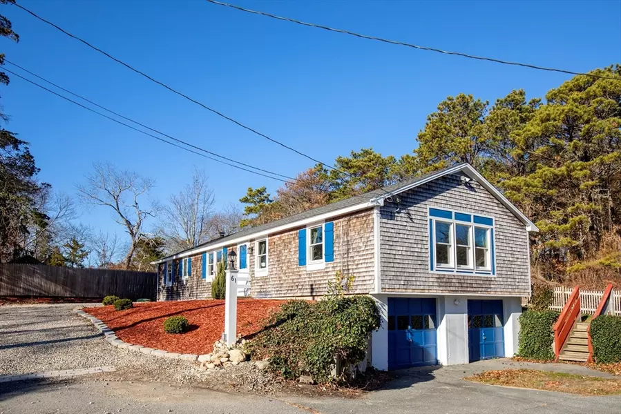 61 Betty's Pond Road, Barnstable, MA 02601