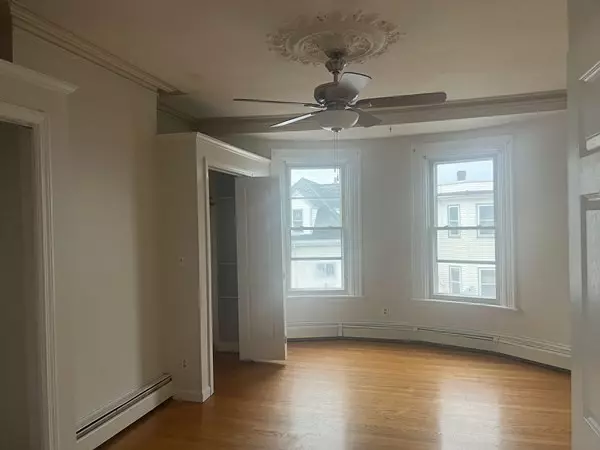 789 Saratoga #3, Boston, MA 02128