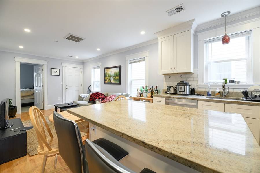 133 Erie Street #2, Cambridge, MA 02139