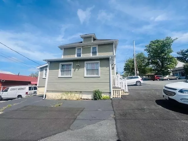 144 Broadway, Saugus, MA 01906