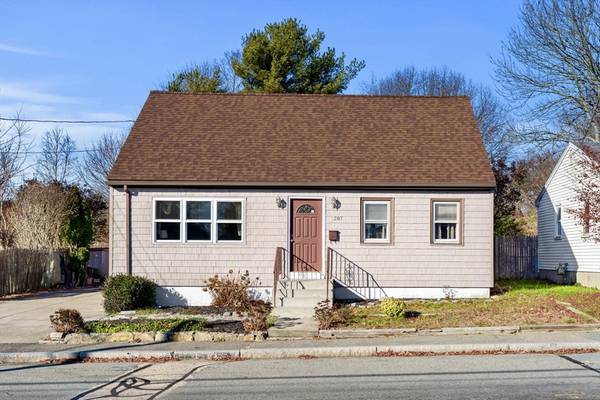 207 Potter St, New Bedford, MA 02740