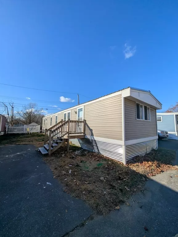 229 Miller St #D-8, Ludlow, MA 01056