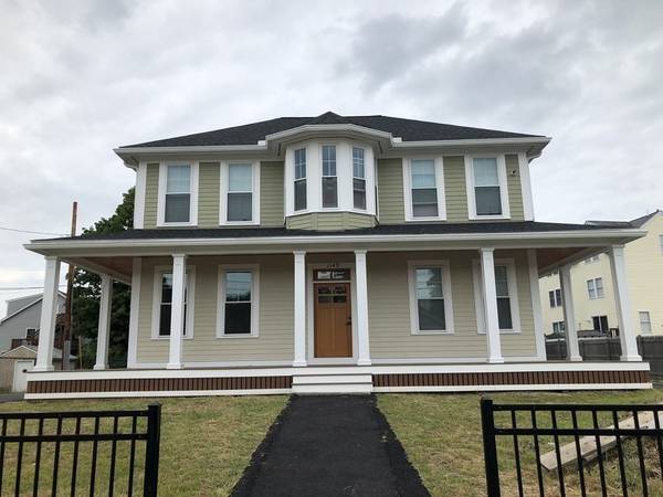 1149 Middlesex St #6, Lowell, MA 01851