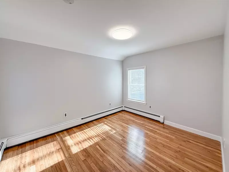 27 Carroll St #27, Chelsea, MA 02150