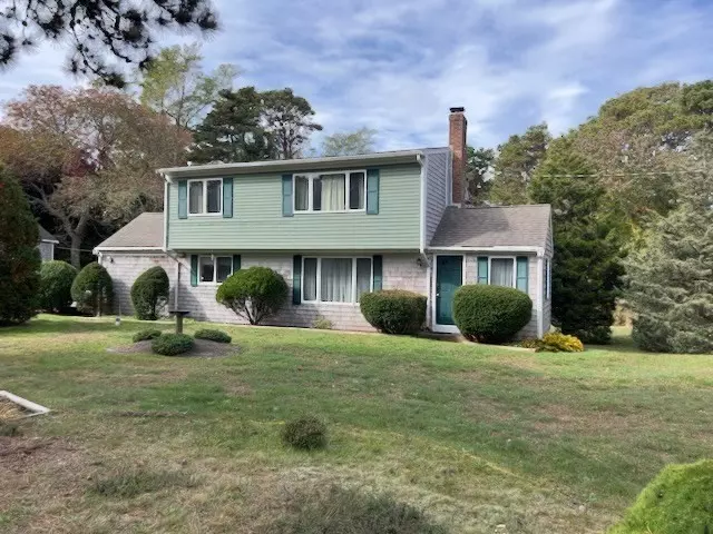 Eastham, MA 02642,275 S Eastham St