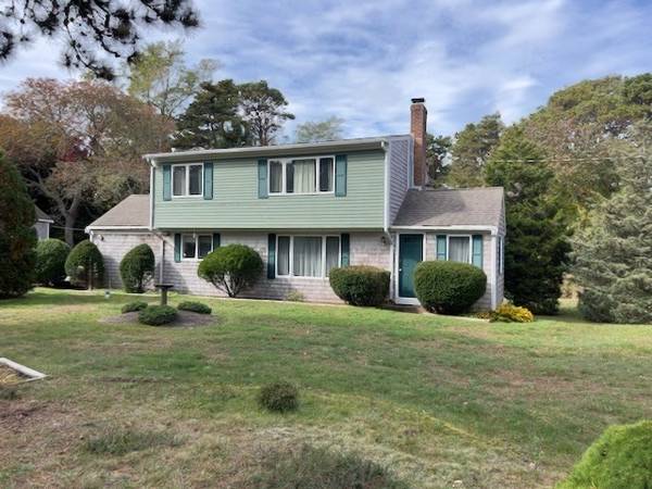 275 S Eastham St, Eastham, MA 02642