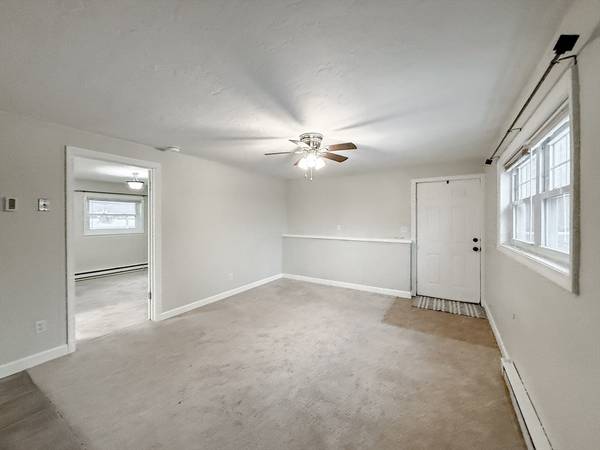 3 Freeman St #1, Worcester, MA 01604