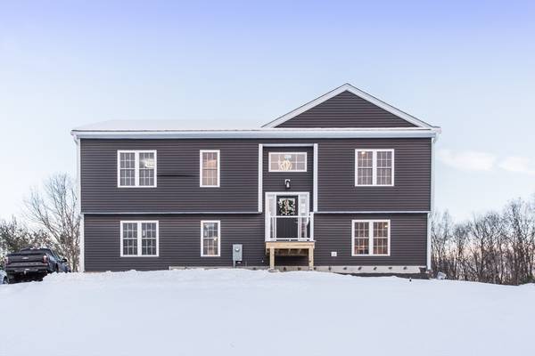 50 Number 6 Schoolhouse Rd, Charlton, MA 01507