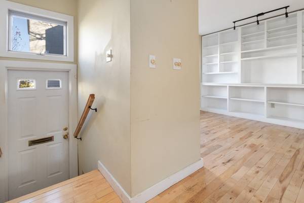 Cambridge, MA 02141,5 Livermore Pl