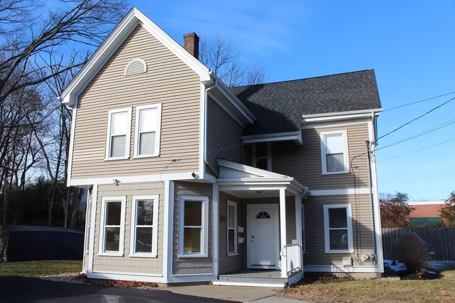 25 King St #1, Franklin, MA 02038