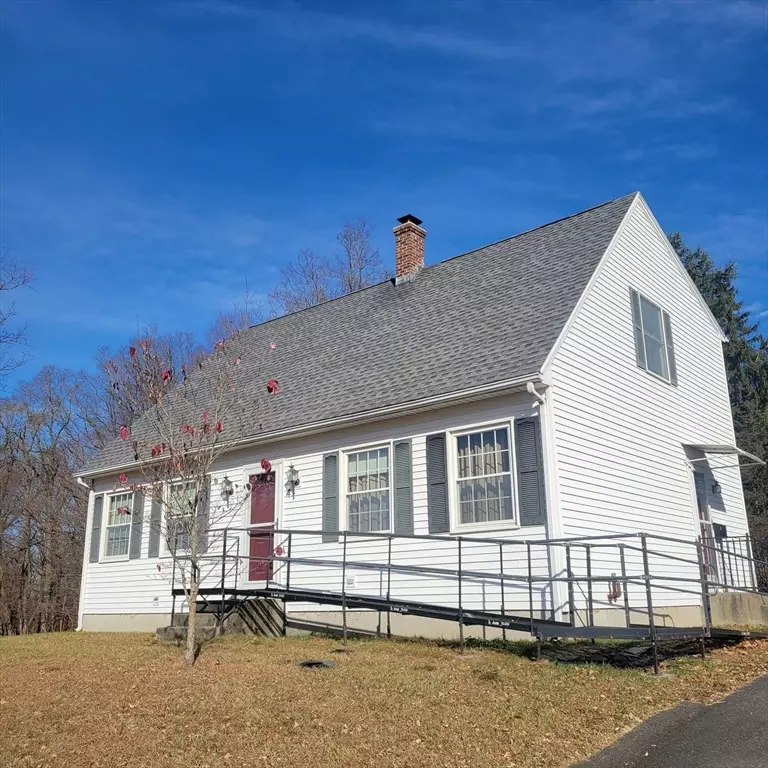 Hadley, MA 01035,4 Joelle Terrace