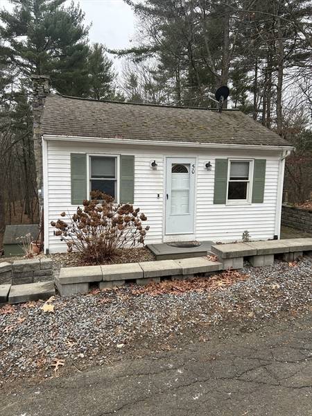 50 Arrow Trl, Groton, MA 01450