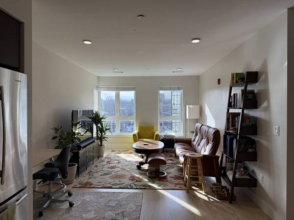 1975 Massachusetts Ave #301, Cambridge, MA 02140