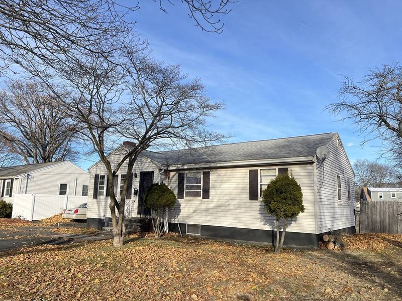 16 Jeffrey St, Peabody, MA 01960