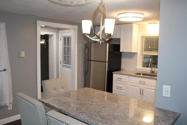 Southwick, MA 01077,48 Pineywood Rd