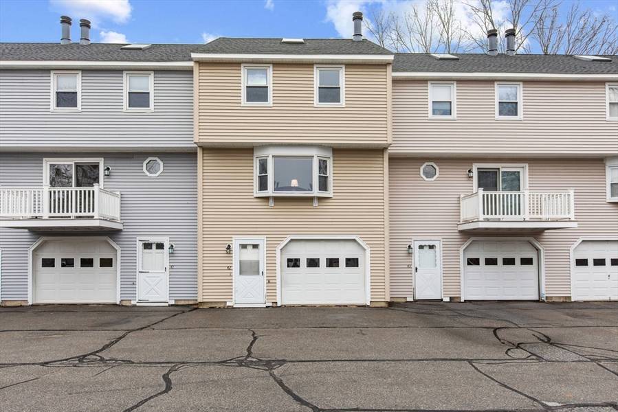 78 Frederick St #42, Dracut, MA 01826