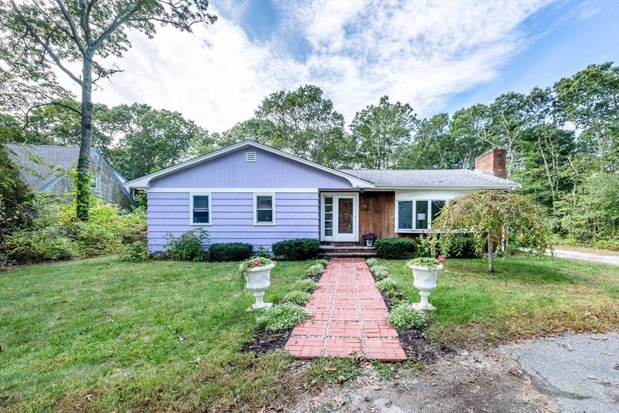 68 Deepwood Dr., Falmouth, MA 02536