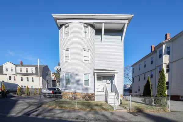 49 Granite St, Worcester, MA 01604