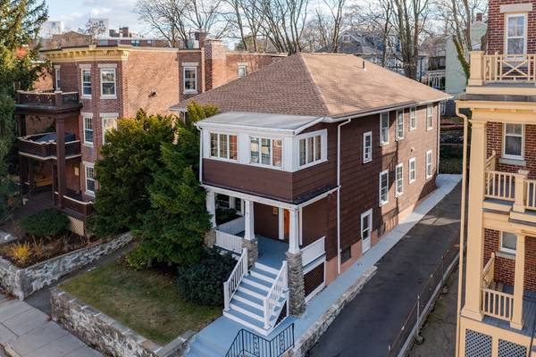 96 Walnut St, Brookline, MA 02445