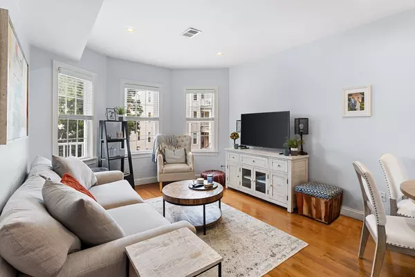 7 Rowell #1, Boston, MA 02125