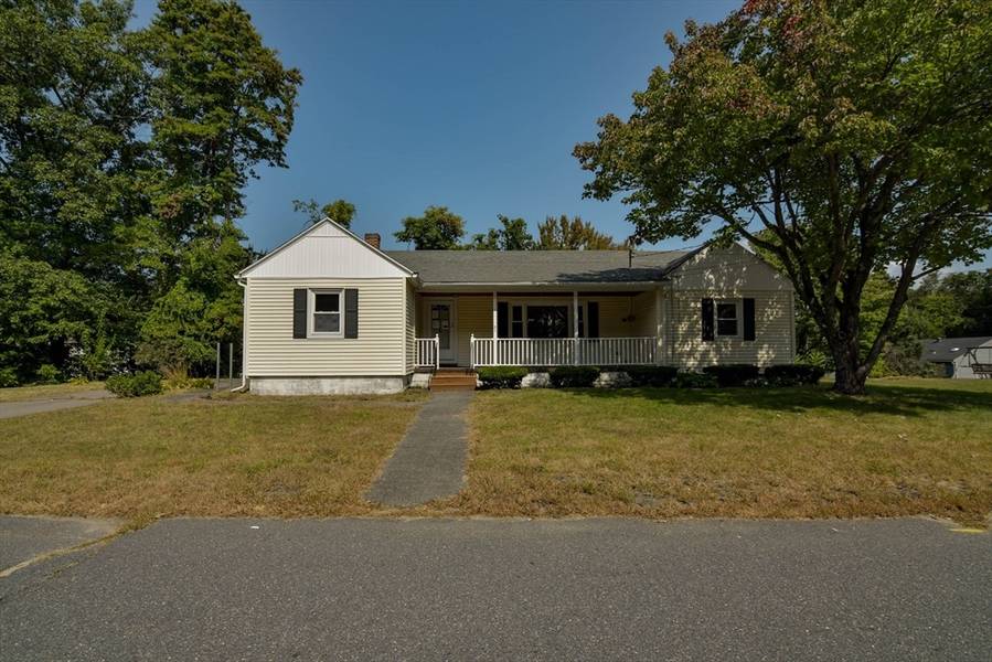 21 Bernard Dr, Fitchburg, MA 01420