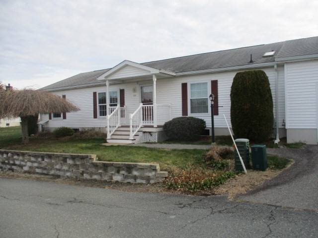 6105 Oak Point Dr., Middleboro, MA 02346