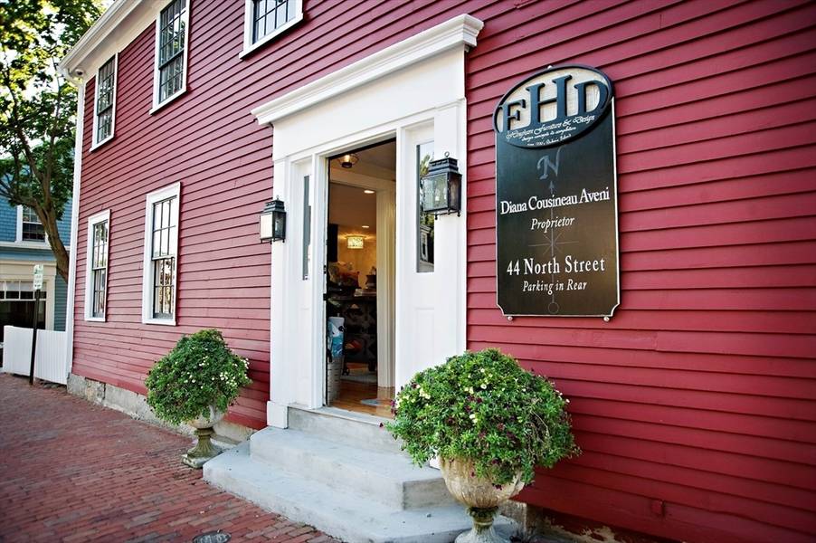 44 North St, Hingham, MA 02043