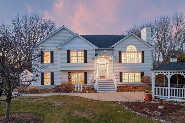 88 Ferry Road, Salisbury, MA 01952