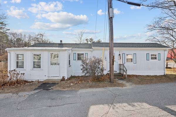 194 Lafayette Rd #2E, Salisbury, MA 01952