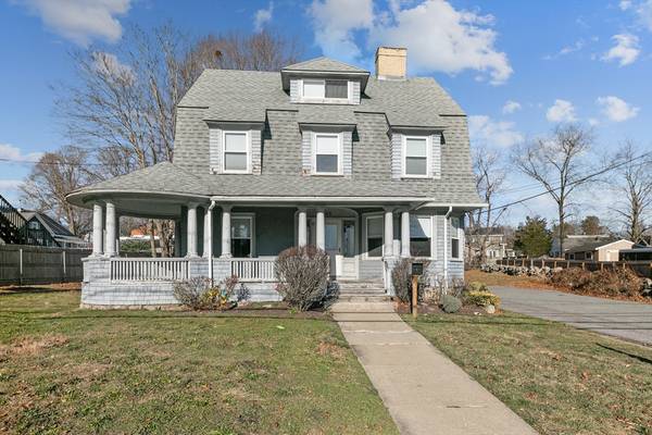 606 New Boston Rd, Fall River, MA 02720