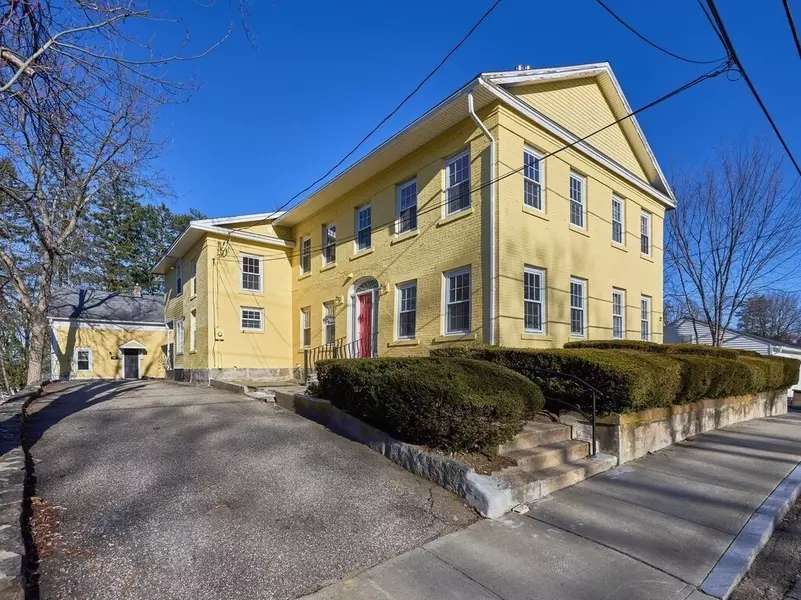 22 School Street #1, Southbridge, MA 01550