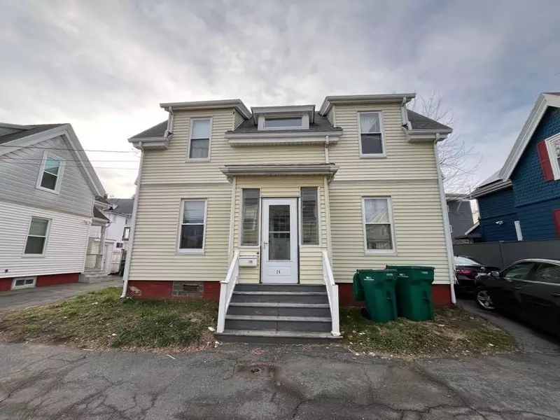 24 Holton Pl, Lynn, MA 01905