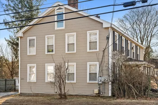 689 Main St, Oxford, MA 01537