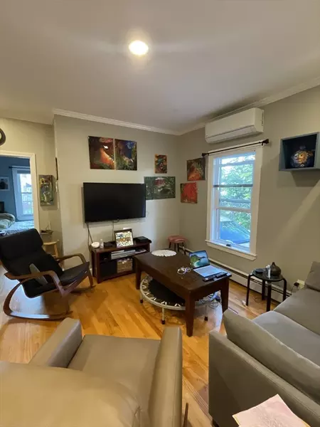 9 Circuit St #1, Medford, MA 02155