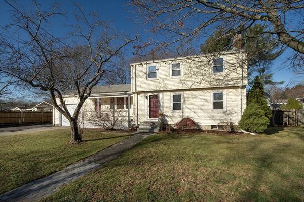 11 Knollwood Rd, Norwell, MA 02061