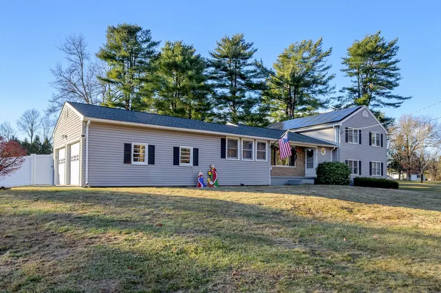 38 Carmody Rd, Hampden, MA 01036